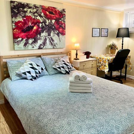 Perfect Home-Private Washrooms,Free Parking,High Speed Net Toronto Exteriör bild