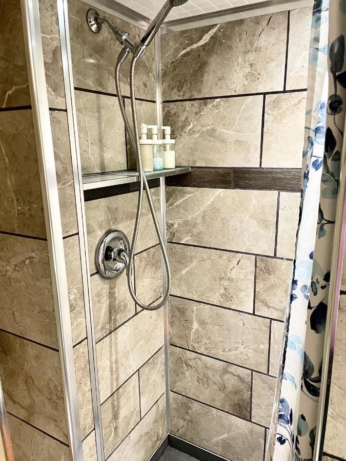 Perfect Home-Private Washrooms,Free Parking,High Speed Net Toronto Exteriör bild