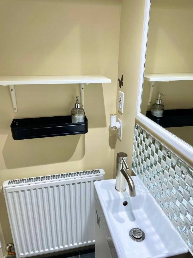 Perfect Home-Private Washrooms,Free Parking,High Speed Net Toronto Exteriör bild