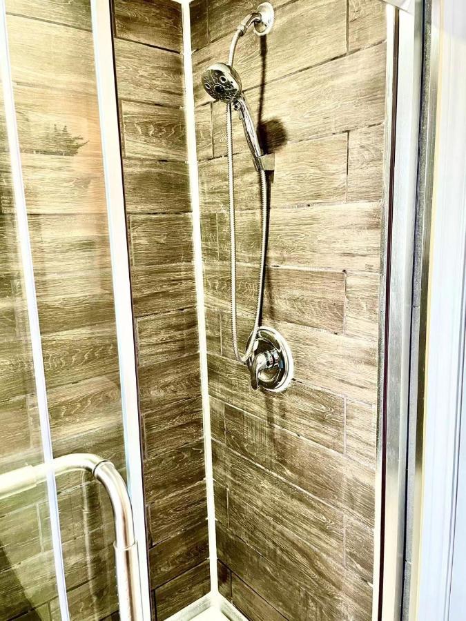 Perfect Home-Private Washrooms,Free Parking,High Speed Net Toronto Exteriör bild
