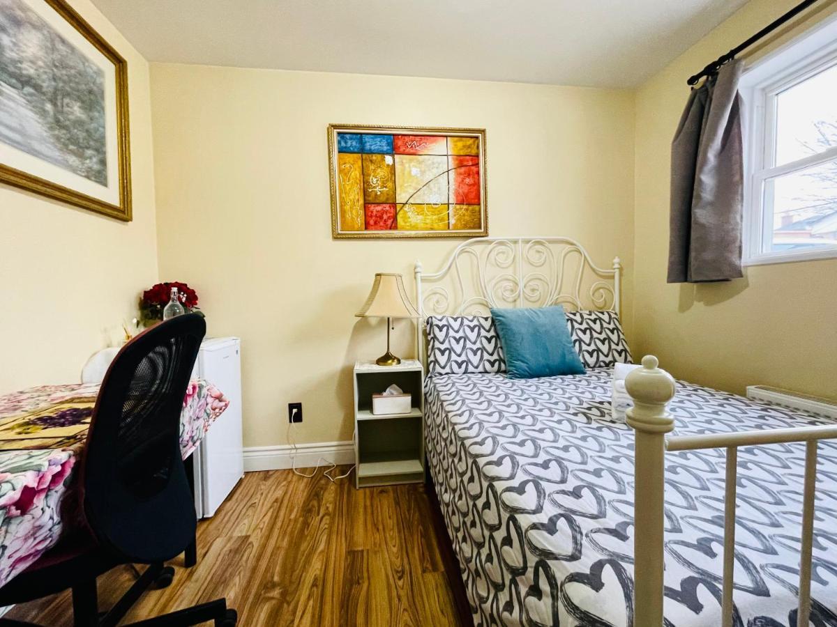 Perfect Home-Private Washrooms,Free Parking,High Speed Net Toronto Exteriör bild