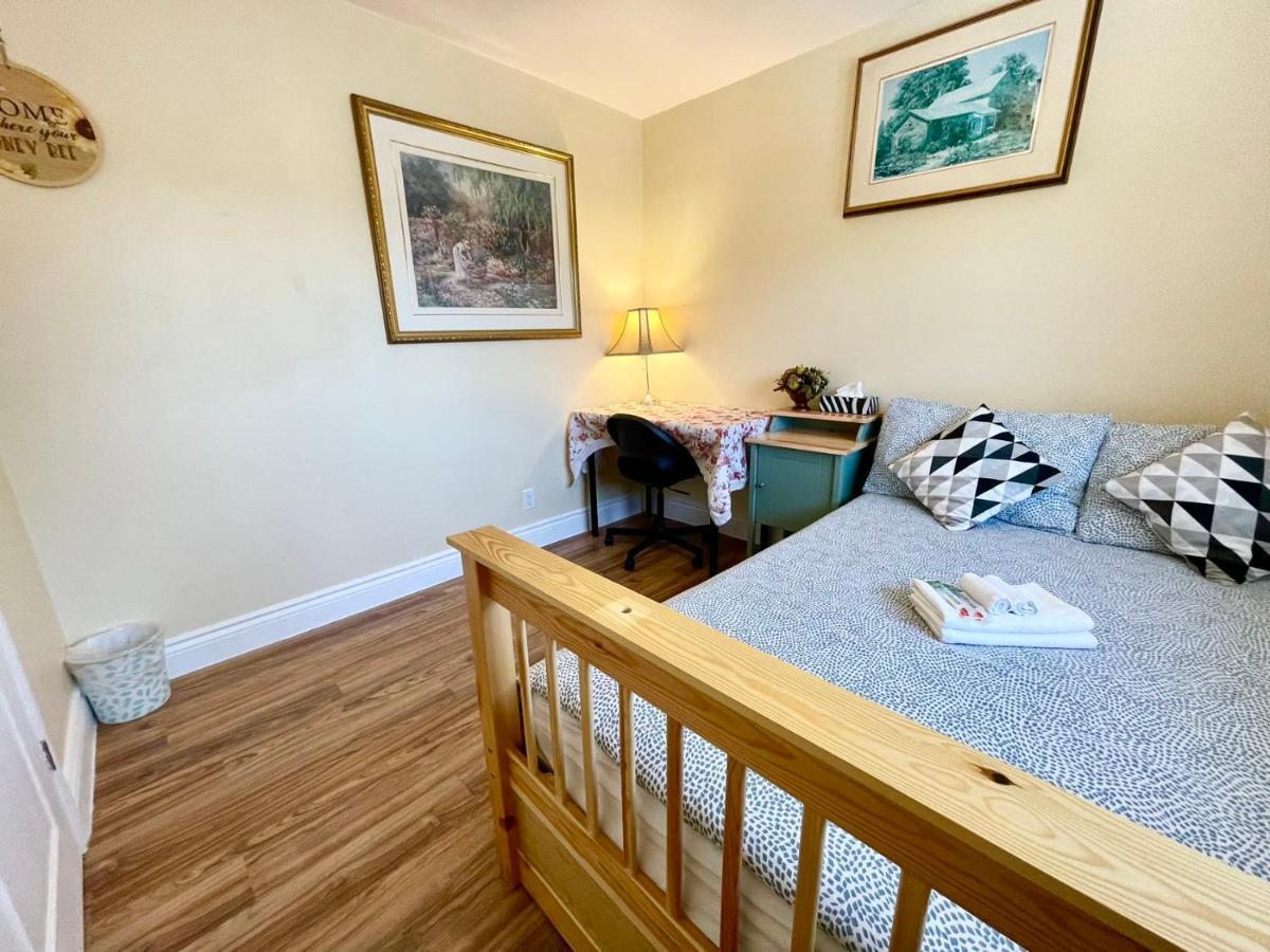 Perfect Home-Private Washrooms,Free Parking,High Speed Net Toronto Exteriör bild